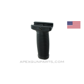 Tapco Intrafuse Vertical Grip, 4.5", Black Polymer *Excellent*